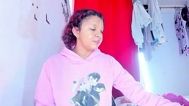 Emily Coper18 online show from 12.21.25