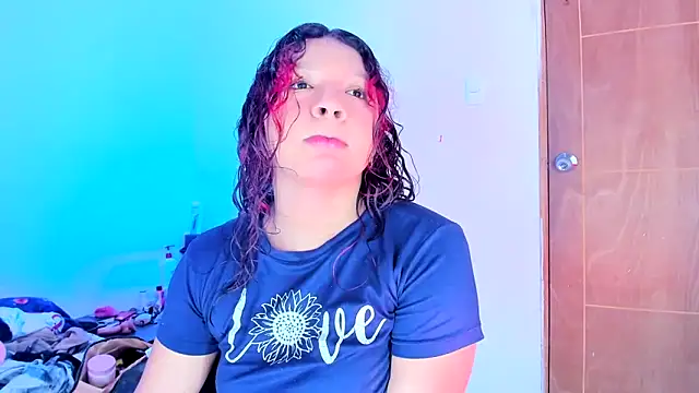 Emily Coper18 online show from 05.10.26