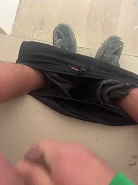 Snapshot of Angeloggaa chatting on 02.20.25 Angeloggaa online show from 02.20.25