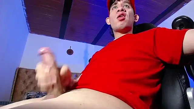 Snapshot of cute_eidenx chatting on 02.19.26 cute eidenx online show from 02.19.26