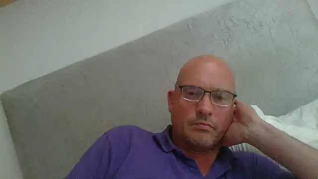 Snapshot of mrtickle0025 chatting on 04.29.26 mrtickle0025 online show from 04.29.26