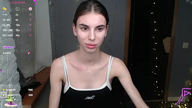 EmmyGreans online show from 12.10.24