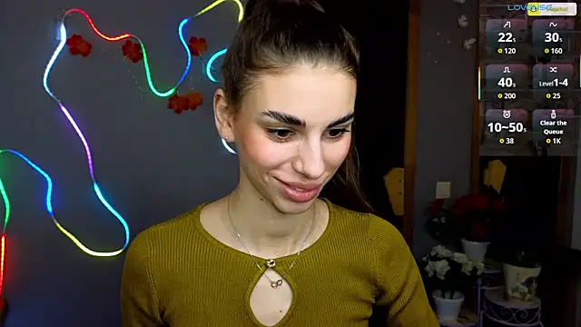 EmmyGreans online show from 11.10.25