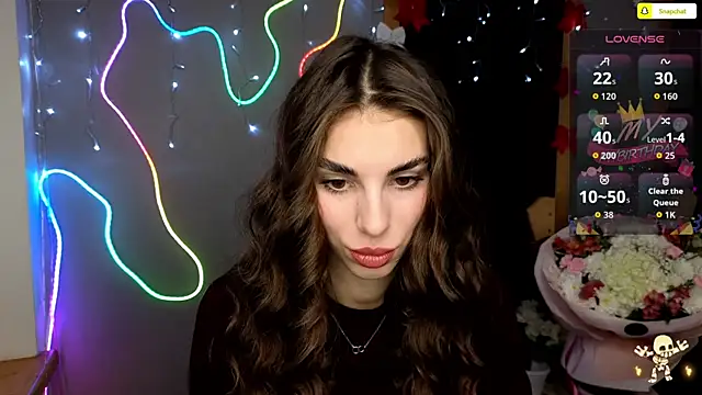 EmmyGreans online show from 12.05.25