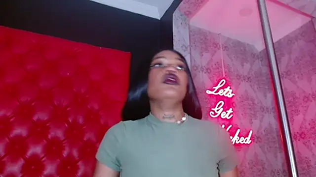 Snapshot of CrystalBrooke3x chatting on 02.02.26 CrystalBrooke3x online show from 02.02.26