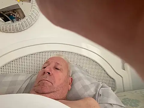 Bossinmidd12 online show from 12.11.24