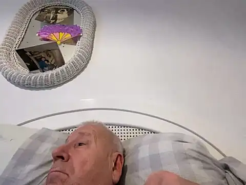 Bossinmidd12 online show from 12.22.24