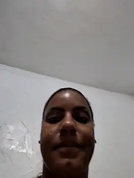 Bella Anjoss online show from 02.22.25