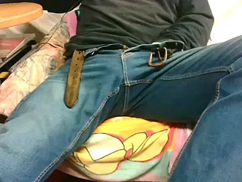 Giulio35 Pika online show from 11.15.25