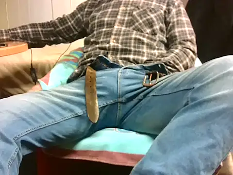 Giulio35 Pika online show from 03.08.26