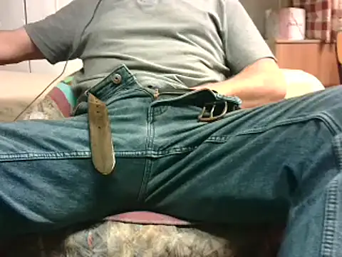 Giulio35 Pika online show from 04.13.26