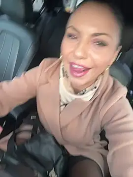 Snapshot of KimKelly13 chatting on 01.18.26 KimKelly13 online show from 01.18.26