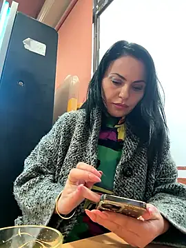 Snapshot of KimKelly13 chatting on 02.02.26 KimKelly13 online show from 02.02.26