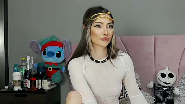 Mayleen x online show from 10.31.25