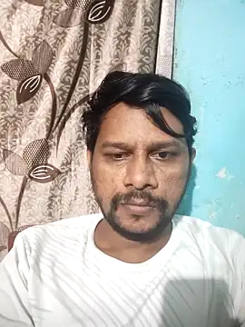 Snapshot of ind_6inc chatting on 12.20.25 ind 6inc online show from 12.20.25