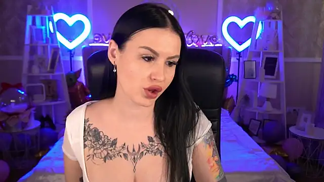 AmberDismond online show from 02.11.25