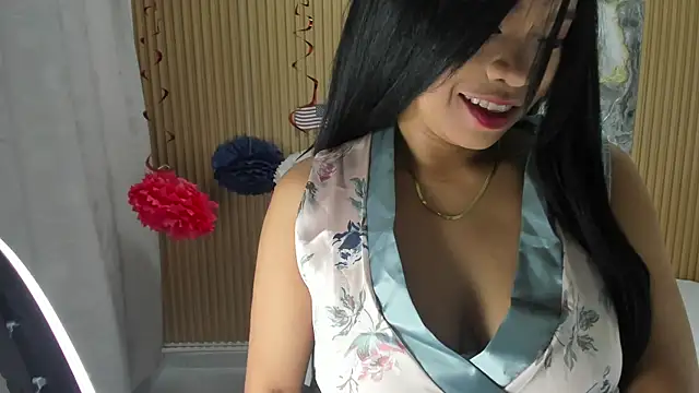 Snapshot of Lili_16 chatting on 09.12.25 Lili 16 online show from 09.12.25