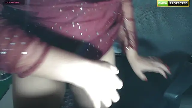 Snapshot of Annu-Darling chatting on 01.15.25 Annu-Darling online show from 01.15.25