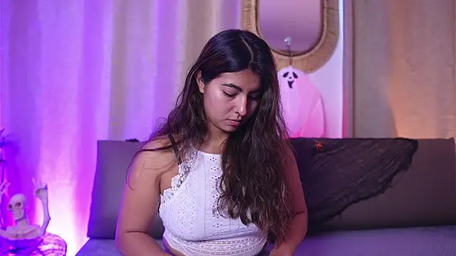 ShelleyMorell online show from 10.16.25