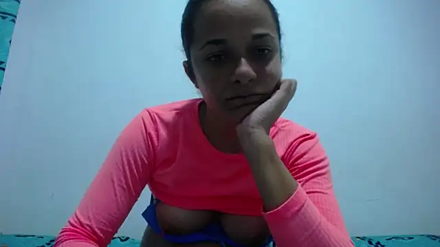 Snapshot of GiveLove1 chatting on 01.07.25 GiveLove1 online show from 01.07.25