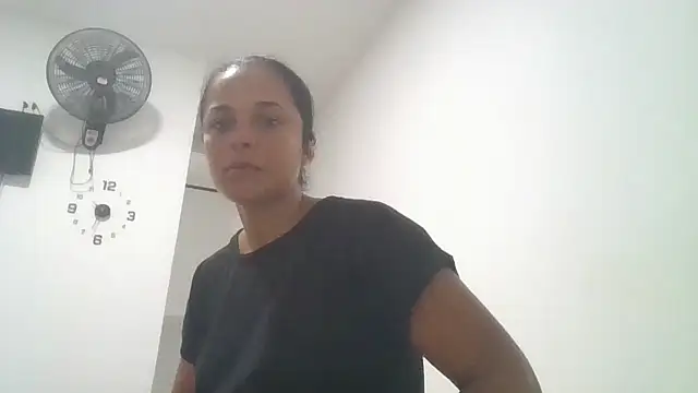 GiveLove1 online show from 11.20.25