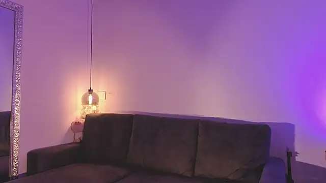 Isabella francoo online show from 02.10.26