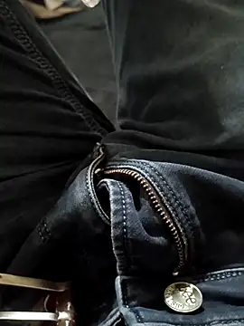 HeftyTheory7 online show from 11.19.25