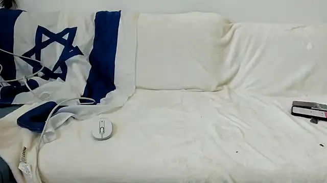 Snapshot of IsraeliMilf chatting on 03.19.26 IsraeliMilf online show from 03.19.26