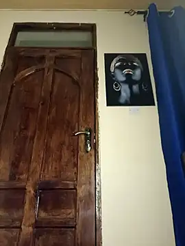 queennapal online show from 03.13.25