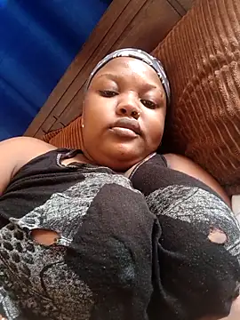 queennapal online show from 04.06.26