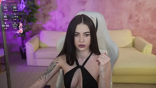 Tina Breeze online show from 02.02.25