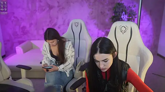 Tina Breeze online show from 03.15.25