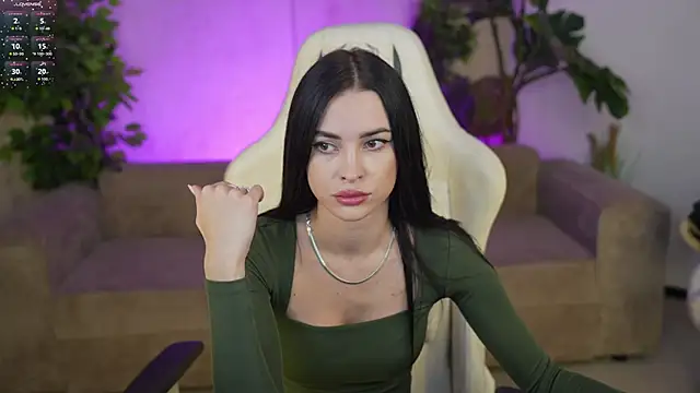 Tina Breeze online show from 10.13.25