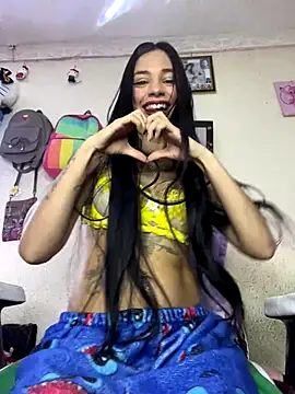 Snapshot of _Dulcinea777 chatting on 10.08.25 Dulcinea777 online show from 10.08.25
