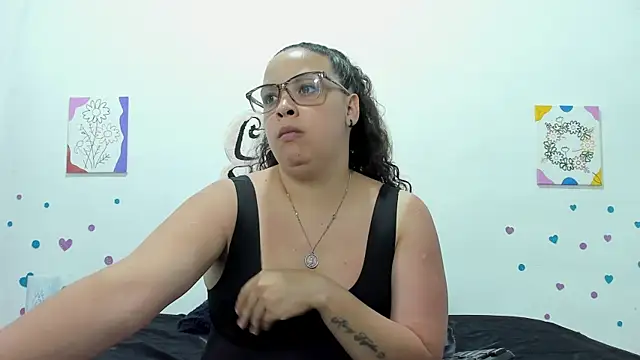 Snapshot of Danielaandximena chatting on 10.07.25 Danielaandximena online show from 10.07.25