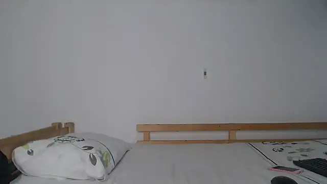 Snapshot of SexyKate852 chatting on 02.07.25 SexyKate852 online show from 02.07.25