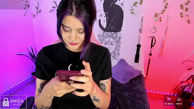 Violet-Queen online show from 03.14.26