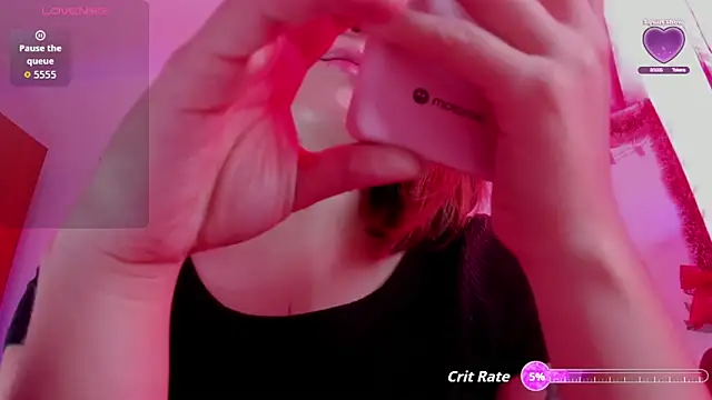 saralolo420 online show from 12.21.25