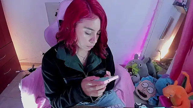 saralolo420 online show from 04.17.26