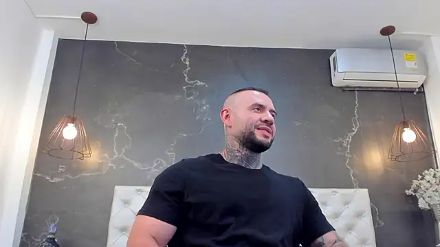 BruceDallas online show from 12.08.24