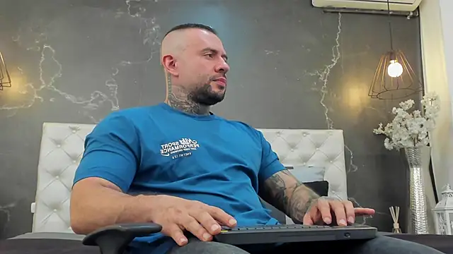 BruceDallas online show from 01.21.25