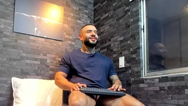 BruceDallas online show from 10.29.25