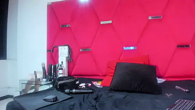 Karoll69  online show from 12.06.24