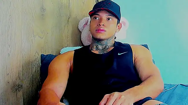 Snapshot of Stiven_collins chatting on 11.07.25 Stiven collins online show from 11.07.25