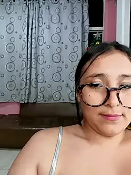 Cute Penelope online show from 01.05.25