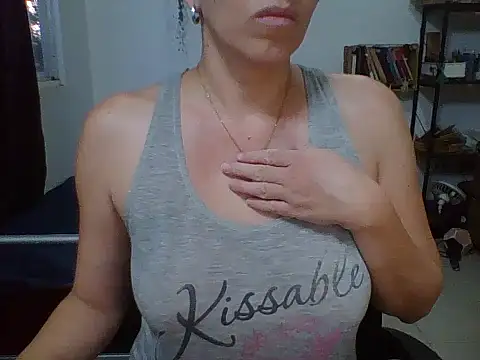 Snapshot of charlott_ponce chatting on 06.23.26 charlott ponce online show from 06.23.26