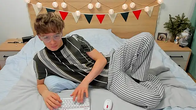 Fandi 777 online show from 01.07.25