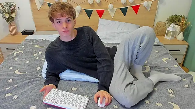 Fandi 777 online show from 03.09.25