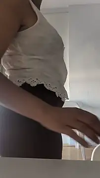 LadySaraah34 online show from 06.18.26
