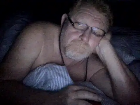 Snapshot of lovelickyou01 chatting on 11.03.25 lovelickyou01 online show from 11.03.25